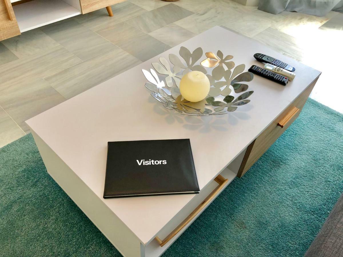 Luxury Dona Carlota Apartman Torremolinos Kültér fotó