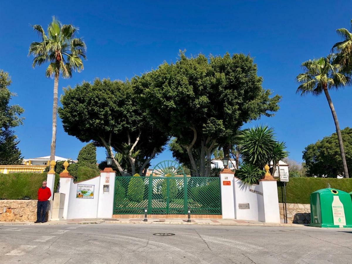 Luxury Dona Carlota Apartman Torremolinos Kültér fotó