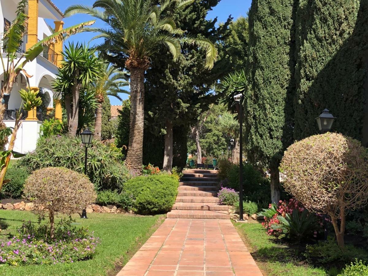 Luxury Dona Carlota Apartman Torremolinos Kültér fotó